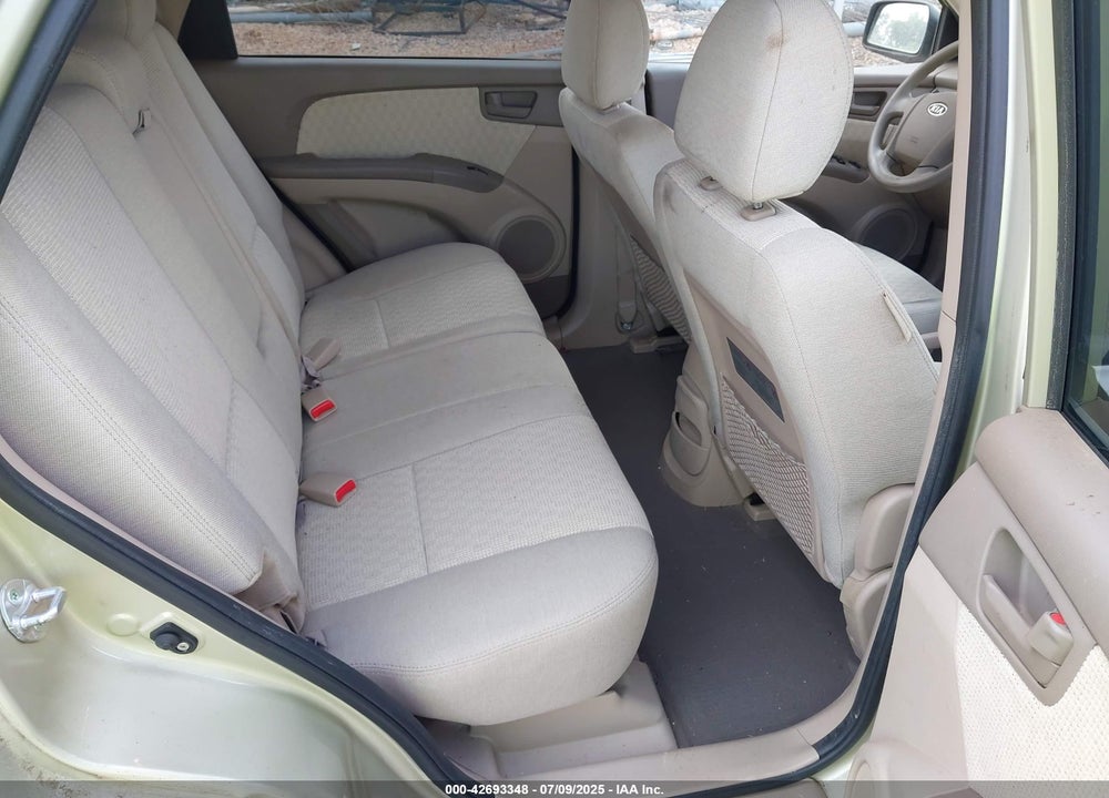 2008 KIA SPORTAGE VIN: KNDJF724987520311