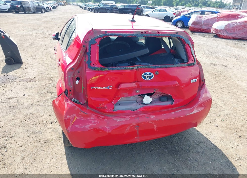 2014 TOYOTA PRIUS C VIN: JTDKDTB34E1069510