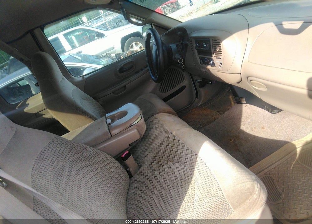 2000 FORD F150 VIN: 1FTRX17L6YNA35925