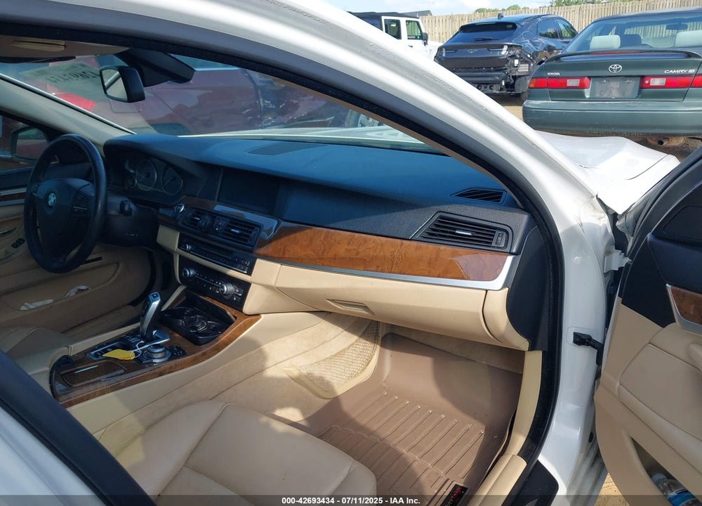 2012 BMW 5 SERIES VIN: WBAXH5C56CDW11415