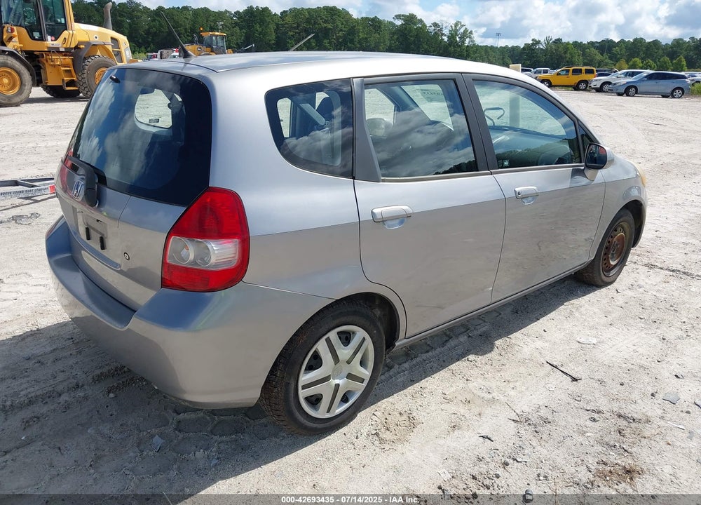 2008 HONDA FIT VIN: JHMGD38468S001440