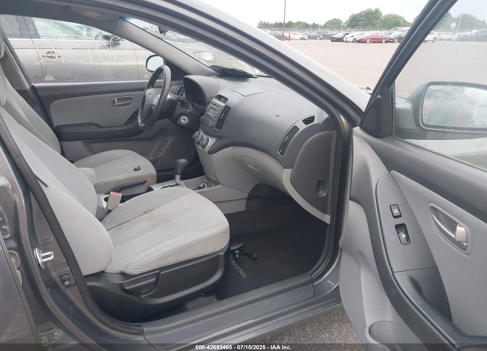 2008 HYUNDAI ELANTRA VIN: KMHDU46D58U578392