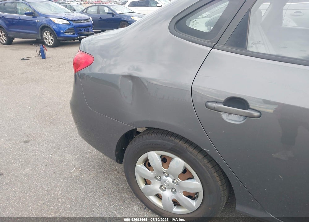2008 HYUNDAI ELANTRA VIN: KMHDU46D58U578392