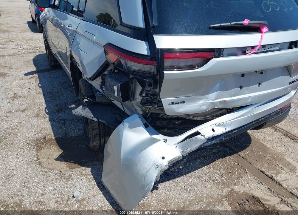 2023 JEEP GRAND CHEROKEE VIN: 1C4RJHAG9PC660447