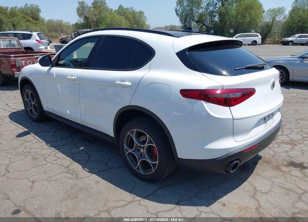2022 ALFA ROMEO STELVIO VIN: ZASPAJANXN7D47577