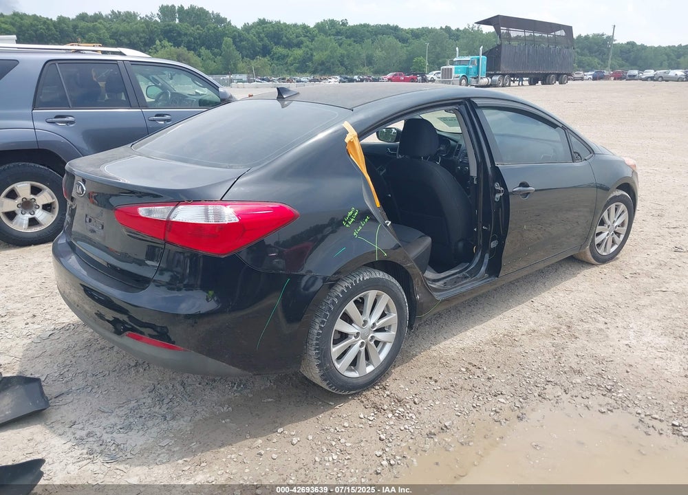2014 KIA FORTE VIN: KNAFX4A68E5062379