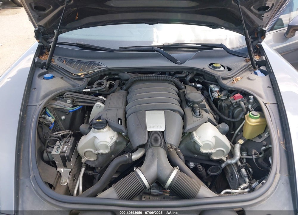 2016 PORSCHE PANAMERA VIN: WP0AA2A78GL004430