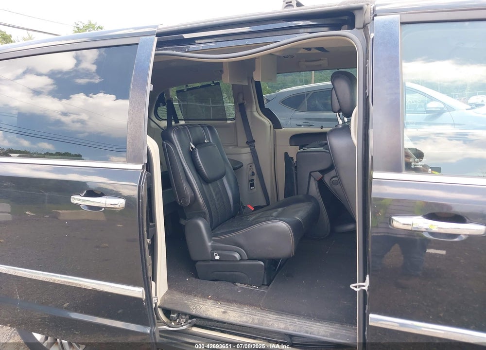 2014 CHRYSLER TOWN & COUNTRY TOURING-L VIN: 2C4RC1CG4ER377148