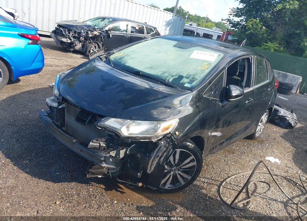 2016 HONDA FIT VIN: JHMGK5H70GS007647