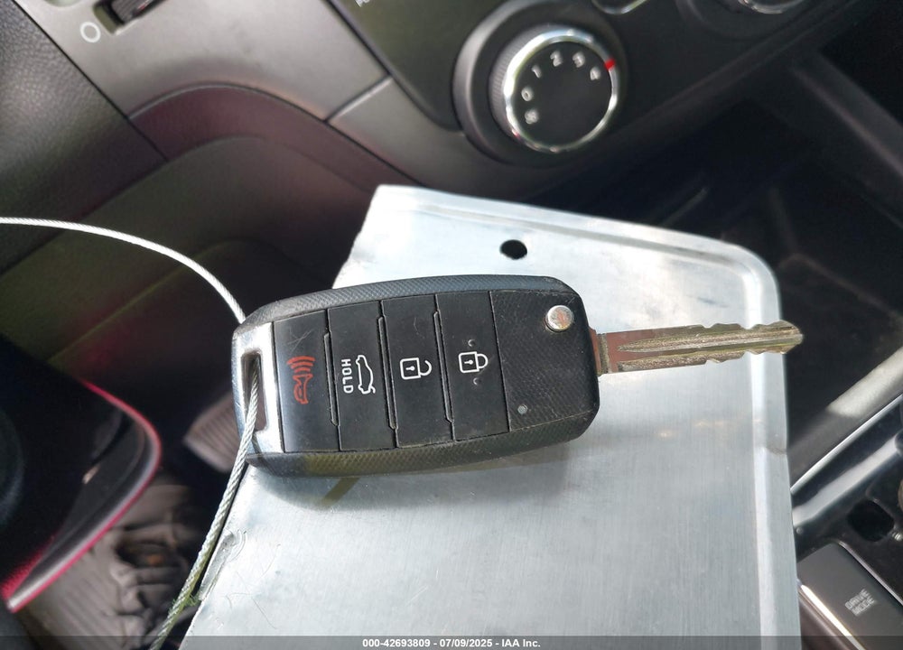 2018 KIA FORTE VIN: 3KPFL4A76JE224676