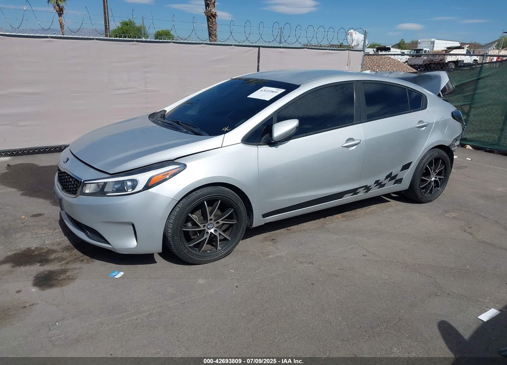 2018 KIA FORTE VIN: 3KPFL4A76JE224676
