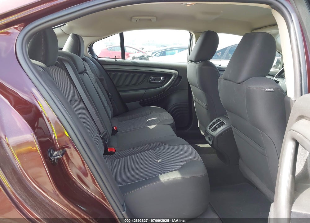 2010 FORD TAURUS VIN: 1FAHP2EW0AG157193