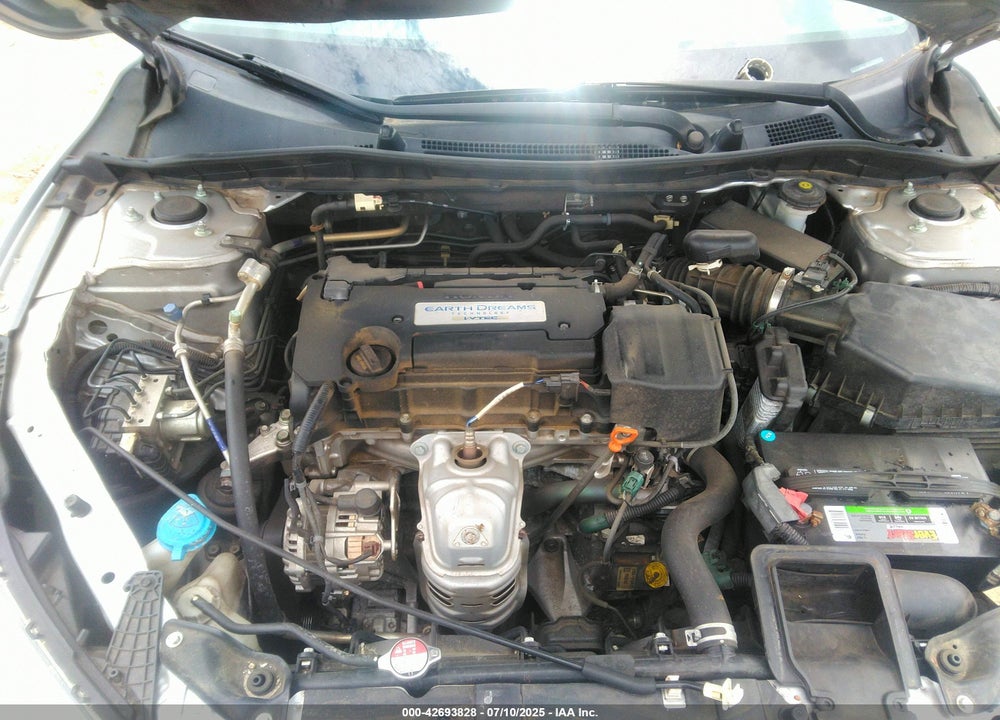 2015 HONDA ACCORD LX VIN: 1HGCR2F37FA147405