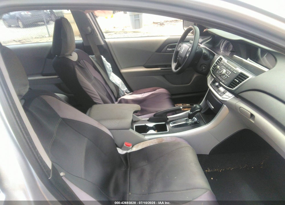 2015 HONDA ACCORD LX VIN: 1HGCR2F37FA147405