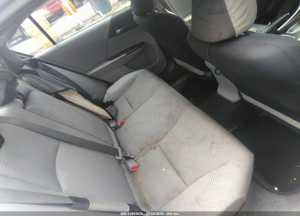 2015 HONDA ACCORD LX VIN: 1HGCR2F37FA147405