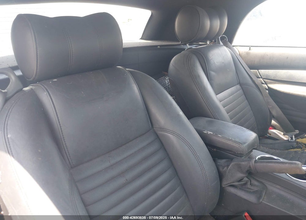 2002 FORD THUNDERBIRD VIN: 1FAHP60A42Y126835