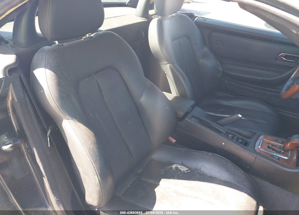 2002 MERCEDES-BENZ SLK 320 VIN: WDBKK65F92F254369