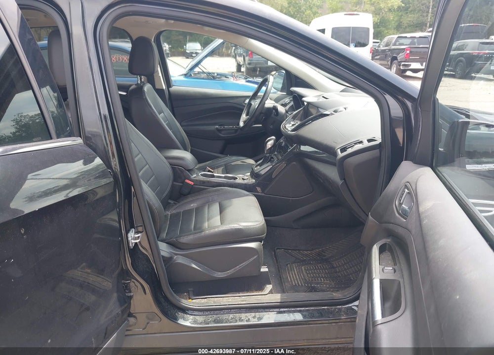 2014 FORD ESCAPE VIN: 1FMCU9J92EUD19320