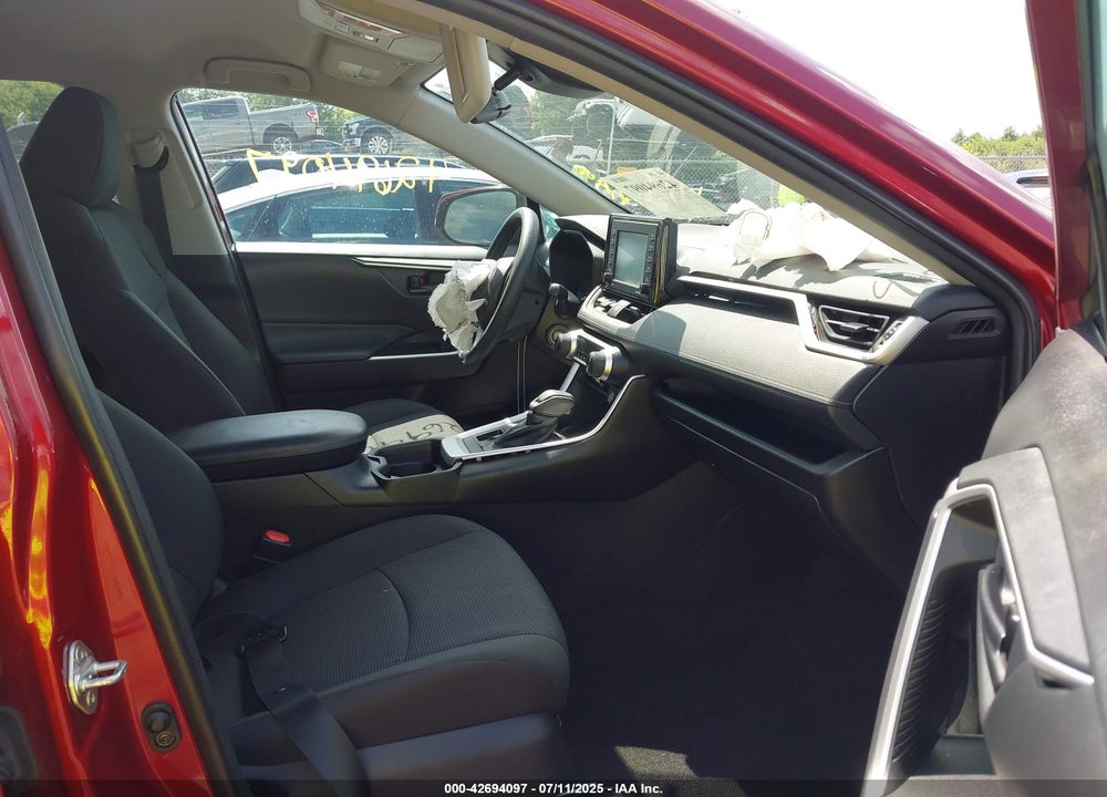 2020 TOYOTA RAV4 VIN: 2T3G1RFV7LC137411