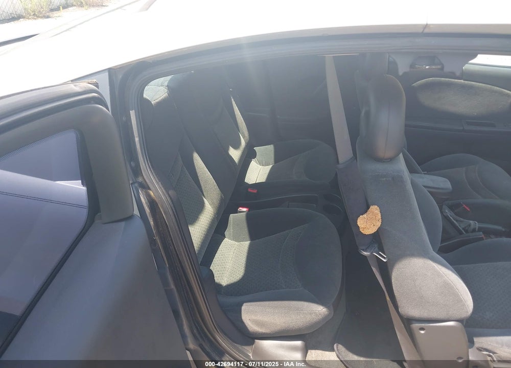 2004 SATURN ION 3 VIN: 1G8AW12F64Z226050