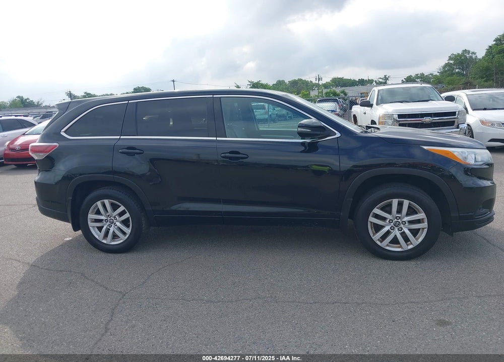 2016 TOYOTA HIGHLANDER LE V6 VIN: 5TDBKRFH2GS279608