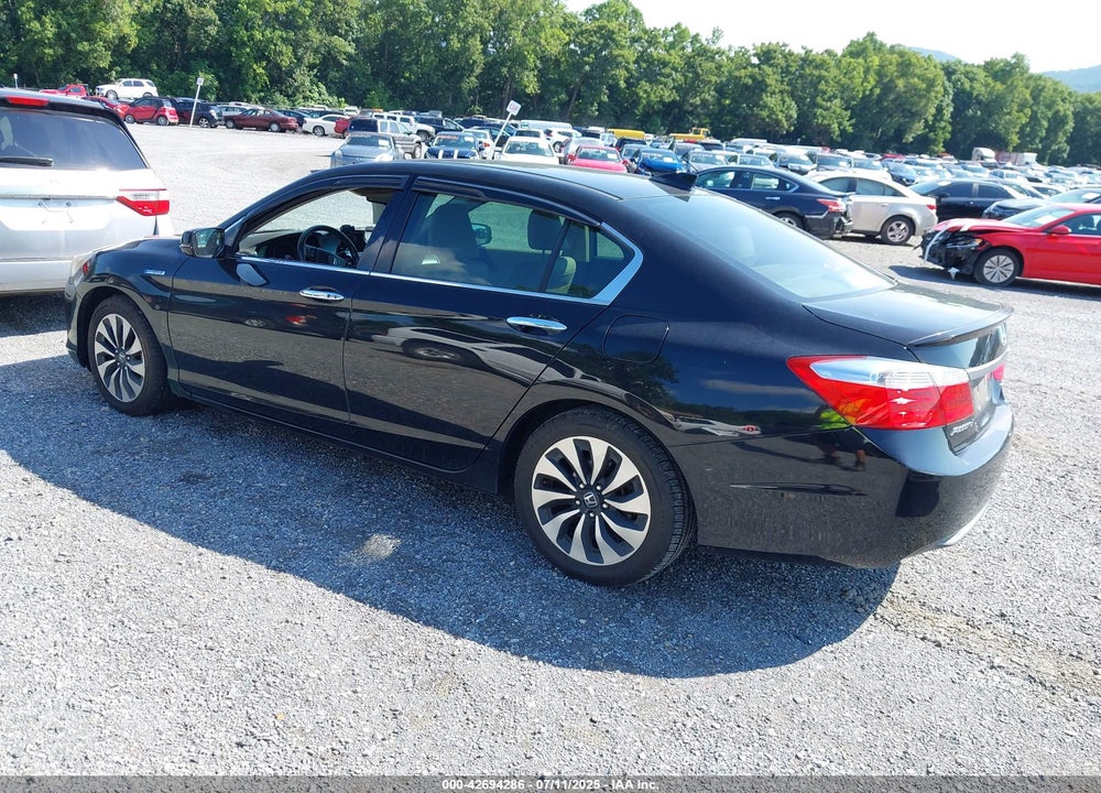 2015 HONDA ACCORD VIN: 1HGCR6F74FA005541