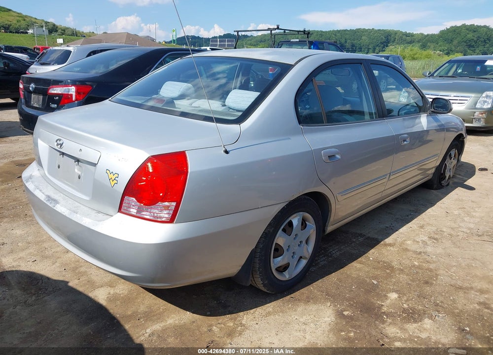 2005 HYUNDAI ELANTRA GLS/GT VIN: KMHDN46DX5U184850