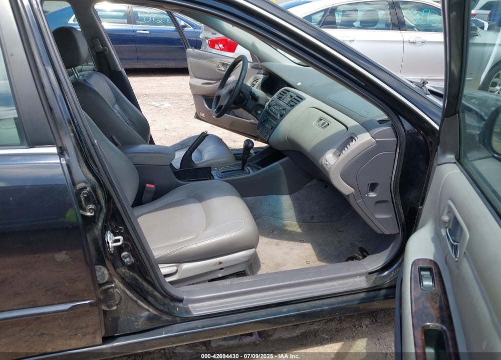 1999 HONDA ACCORD EX V6 VIN: 1HGCG1652XA057226
