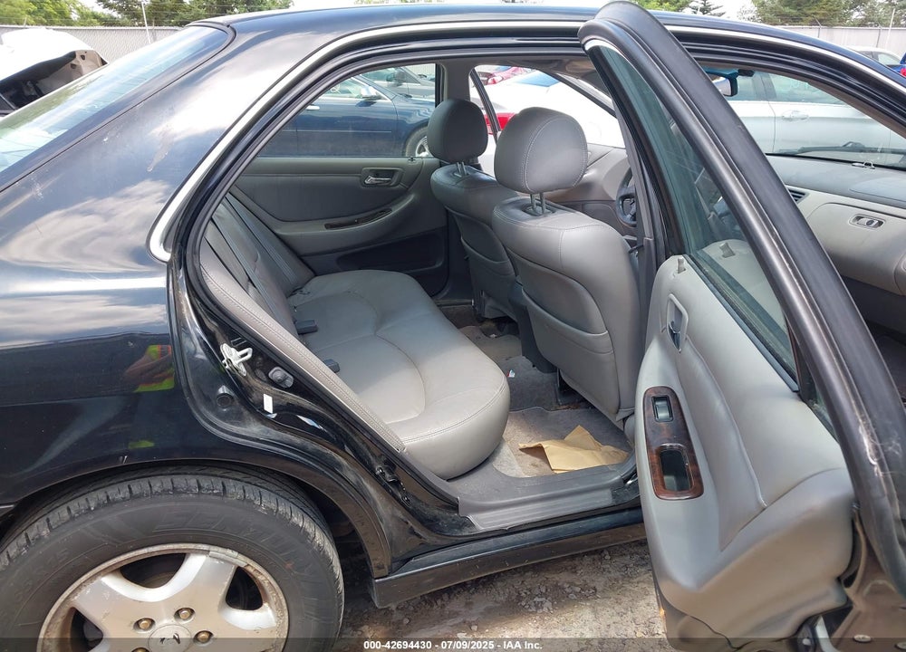 1999 HONDA ACCORD EX V6 VIN: 1HGCG1652XA057226