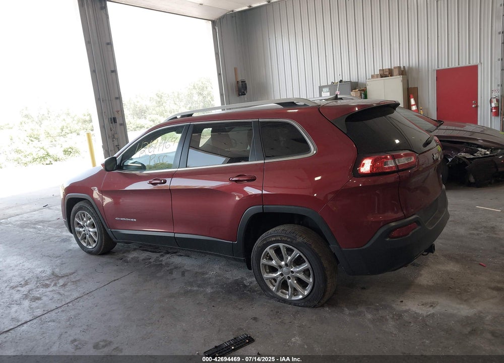 2017 JEEP CHEROKEE VIN: 1C4PJLCB8HW560464