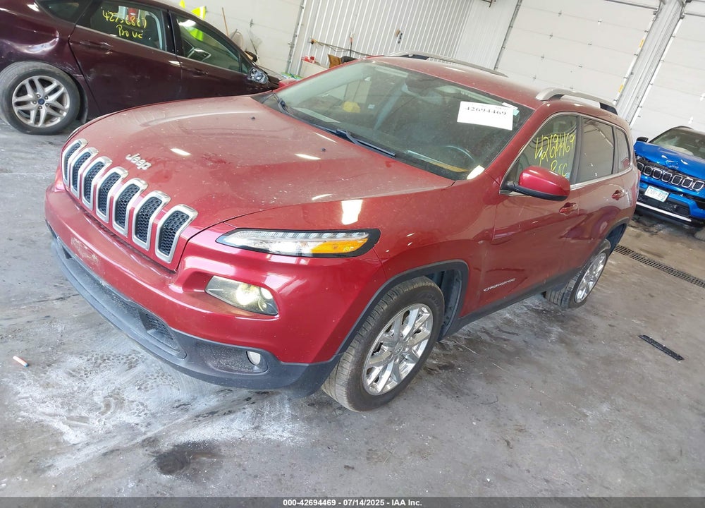 2017 JEEP CHEROKEE VIN: 1C4PJLCB8HW560464