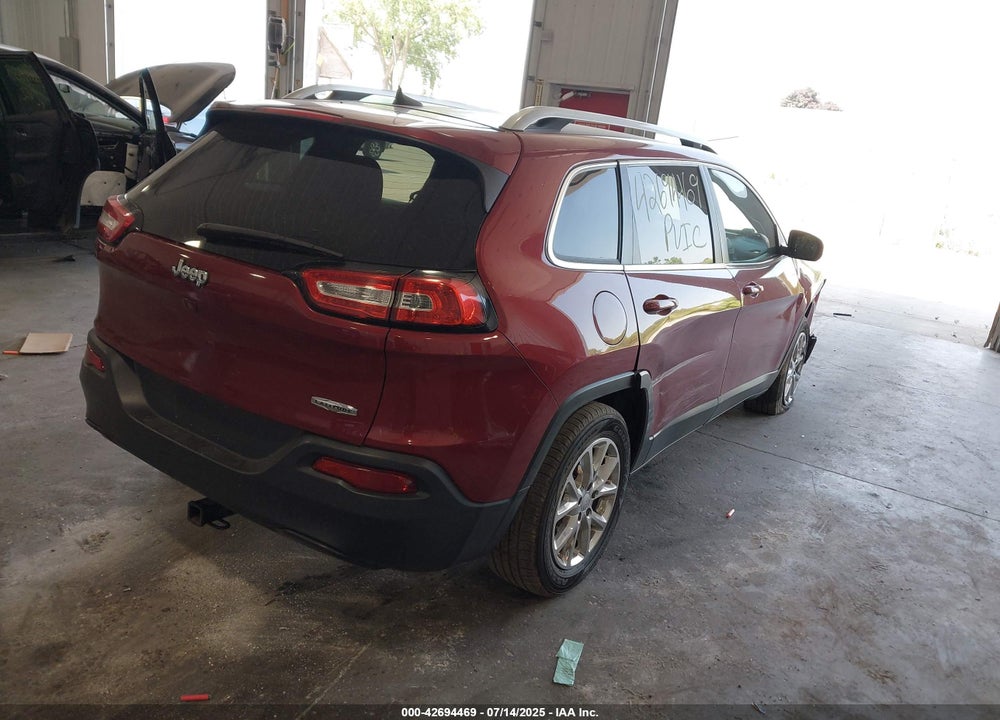 2017 JEEP CHEROKEE VIN: 1C4PJLCB8HW560464