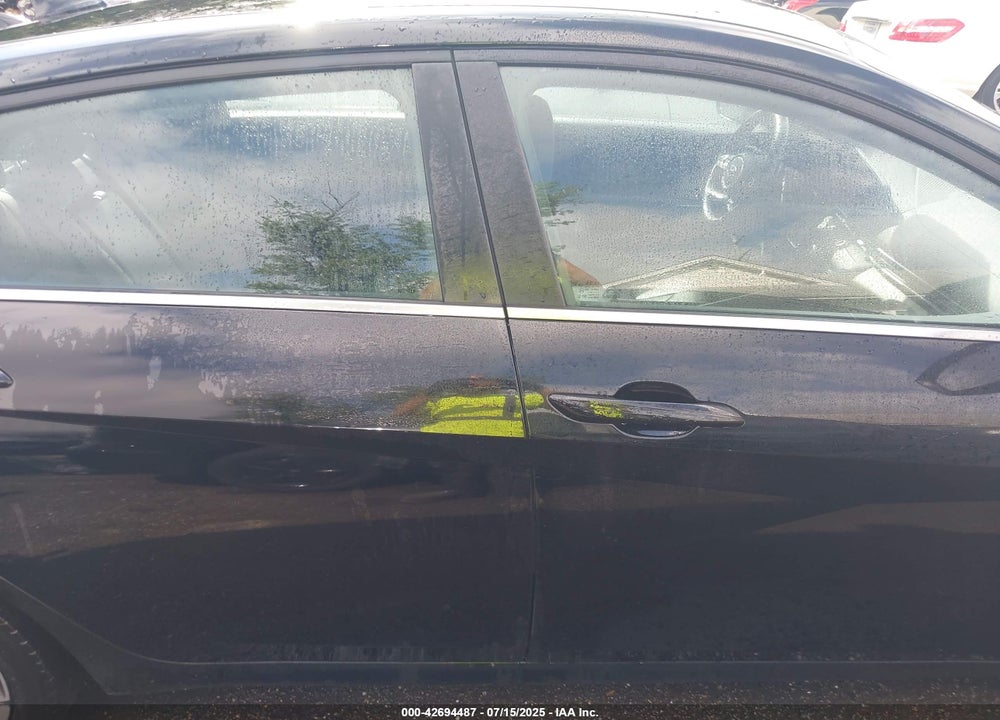 2023 HYUNDAI ELANTRA VIN: KMHLP4AG5PU607425