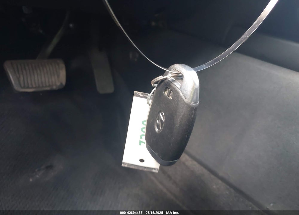 2023 HYUNDAI ELANTRA VIN: KMHLP4AG5PU607425