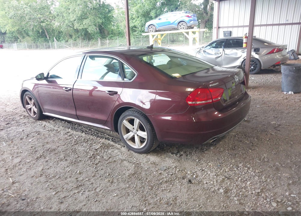 2012 VOLKSWAGEN PASSAT VIN: 1VWBP7A39CC082042