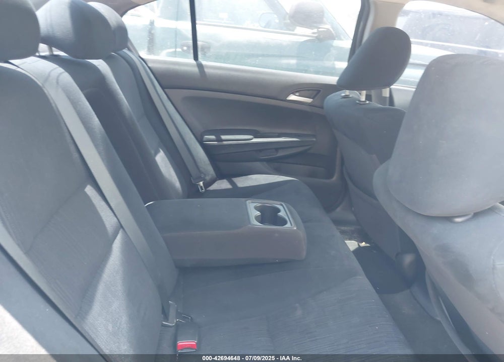 2011 HONDA ACCORD VIN: 1HGCP2E39BA134981