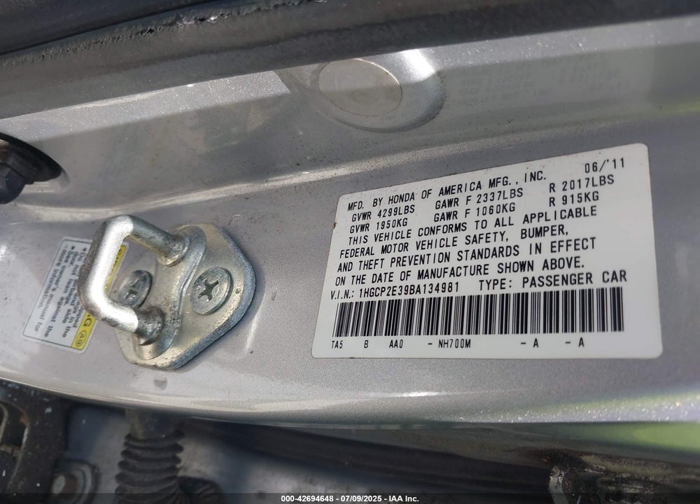 2011 HONDA ACCORD VIN: 1HGCP2E39BA134981