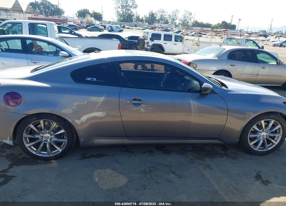2008 INFINITI G37 VIN: JNKCV64E88M100969