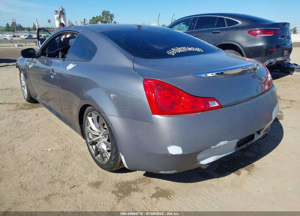 2008 INFINITI G37 VIN: JNKCV64E88M100969