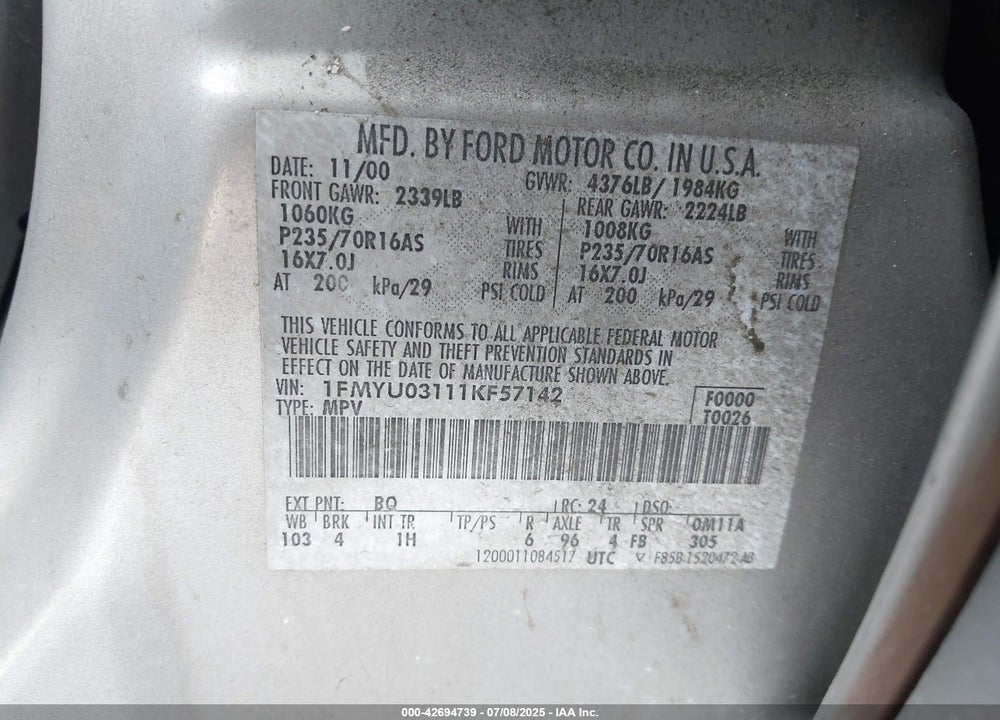 2001 FORD ESCAPE XLT VIN: 1FMYU03111KF57142