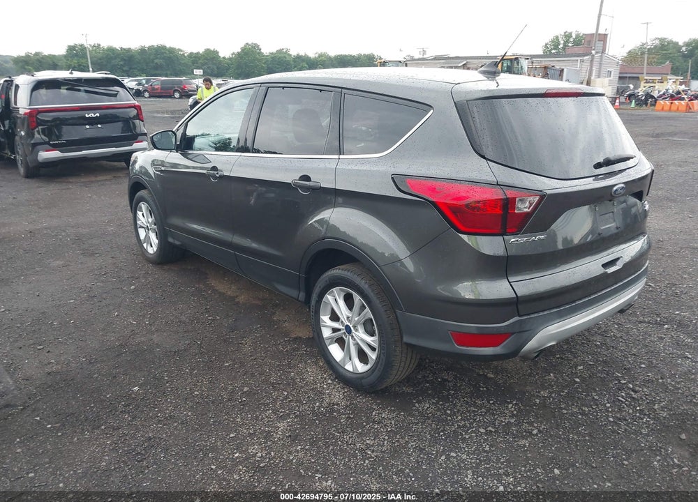 2019 FORD ESCAPE VIN: 1FMCU9GD1KUC17837