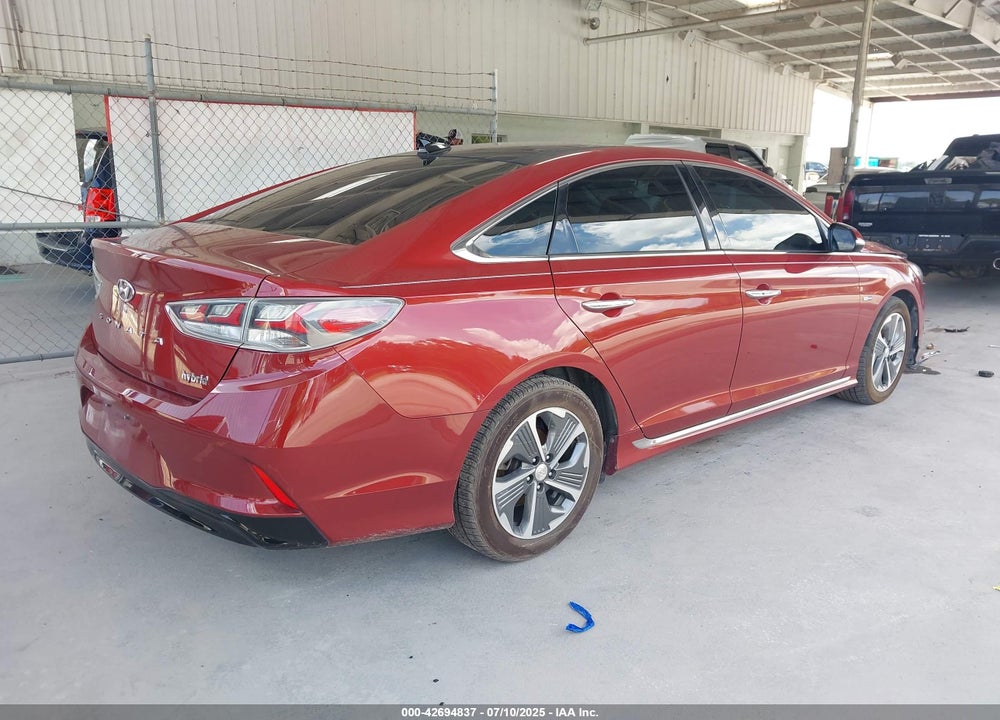 2018 HYUNDAI SONATA HYBRID VIN: KMHE34L37JA083461