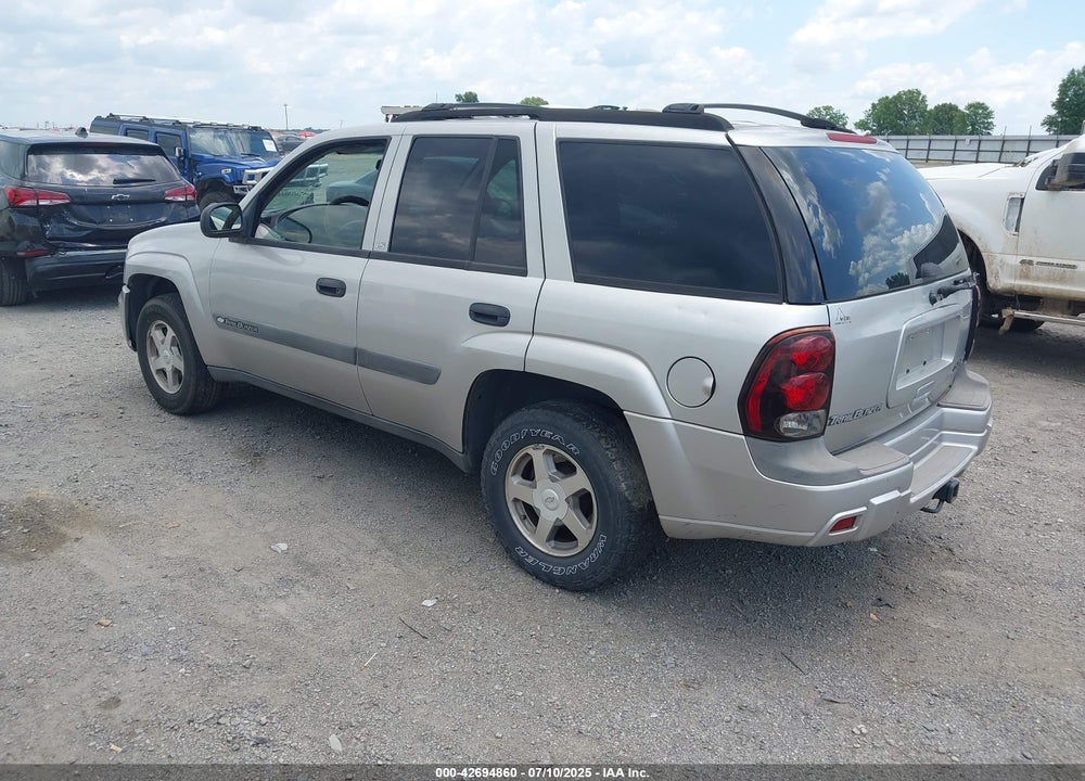 2004 CHEVROLET TRAILBLAZER LS VIN: 1GNDT13S942135507
