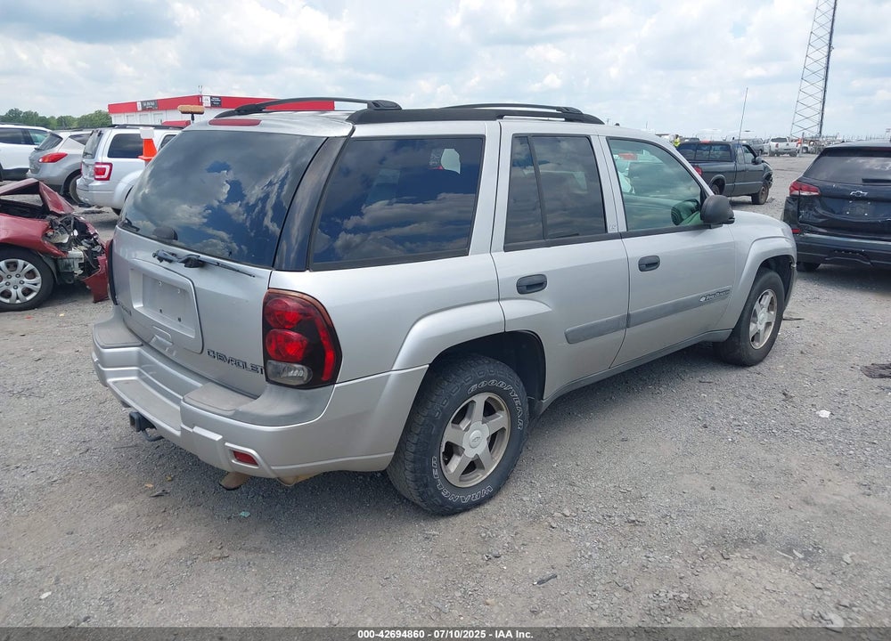 2004 CHEVROLET TRAILBLAZER LS VIN: 1GNDT13S942135507