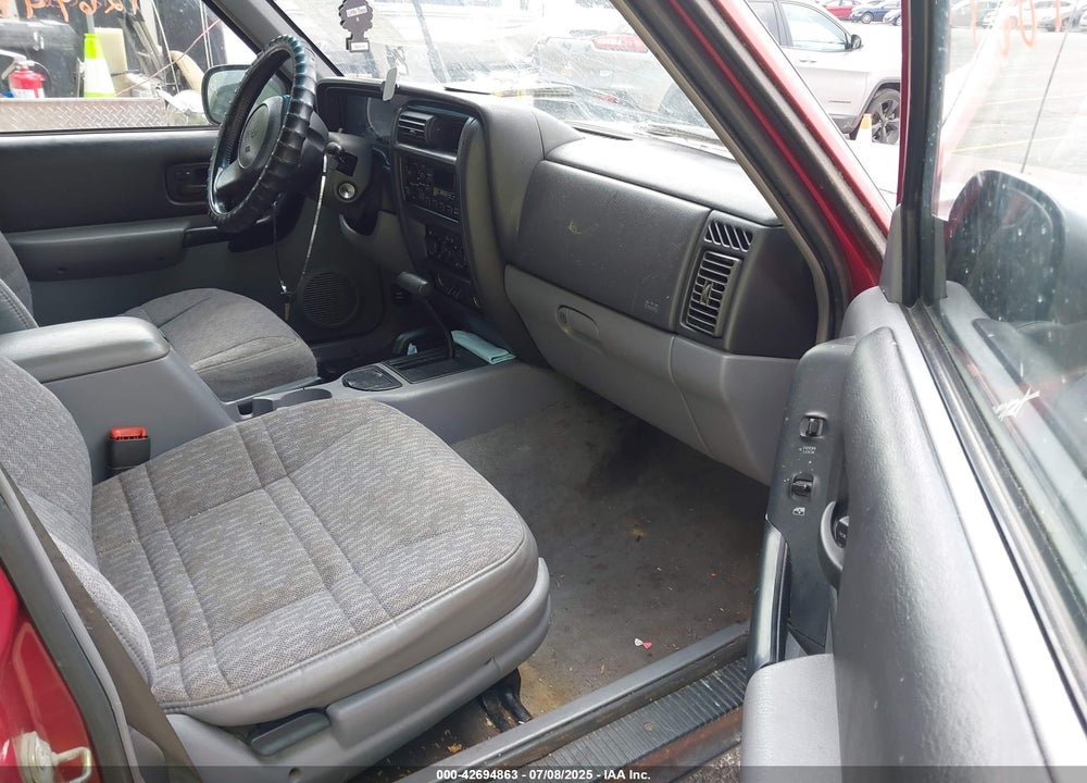 1998 JEEP CHEROKEE CLASSIC/SPORT VIN: 1J4FJ68S7WL192924