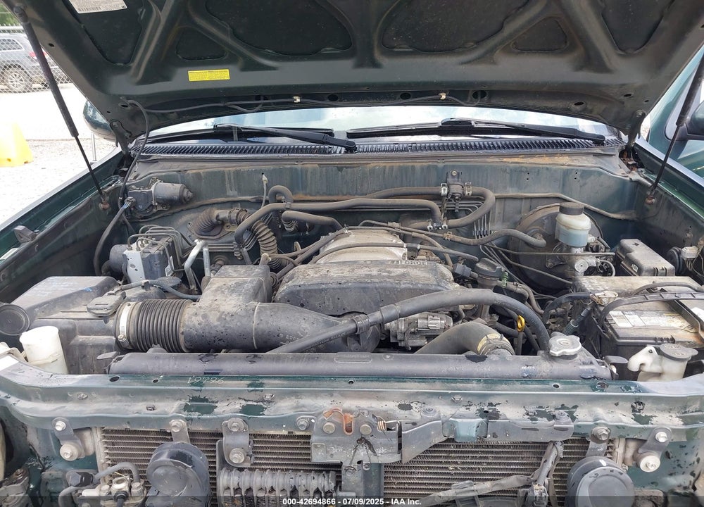 2002 TOYOTA SEQUOIA VIN: 5TDBT44A12S065059