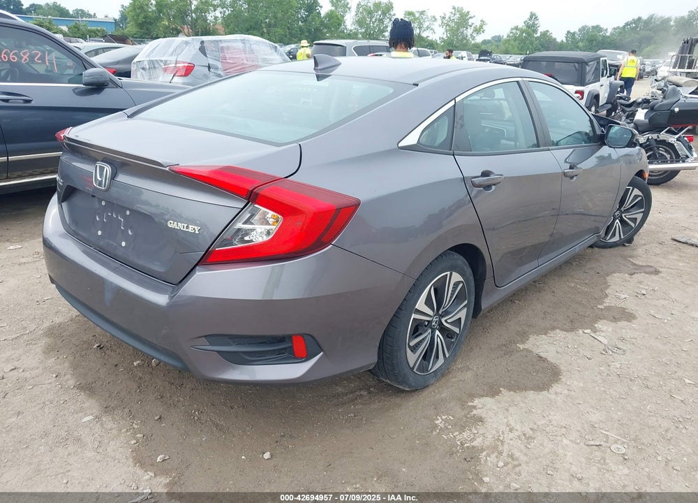 2017 HONDA CIVIC VIN: 19XFC1F30HE030143