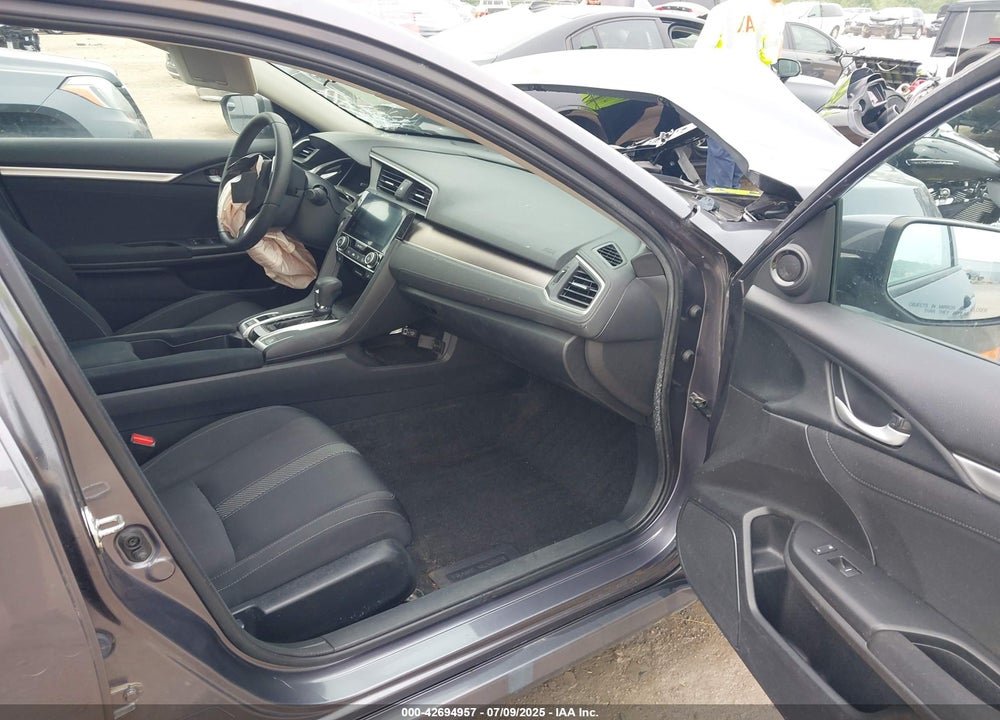2017 HONDA CIVIC VIN: 19XFC1F30HE030143