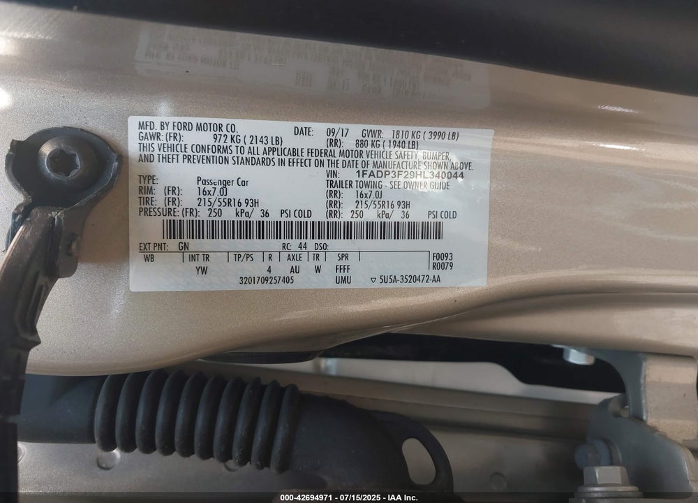 2017 FORD FOCUS VIN: 1FADP3F29HL340044