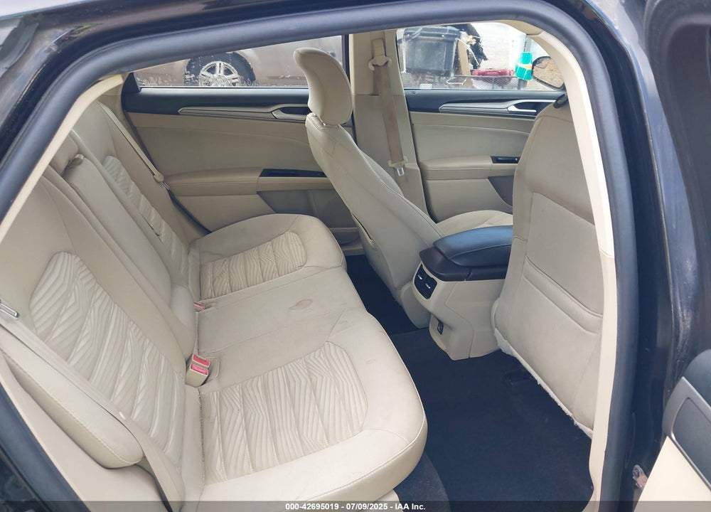 2016 FORD FUSION VIN: 3FA6P0H7XGR231415